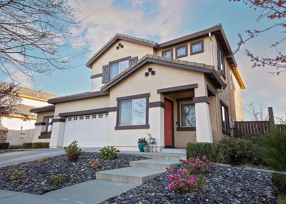 1st image of 1334 La Guardia Cir
