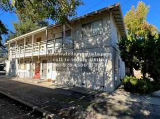 931 Washington St APT C, Santa Rosa, CA 95401