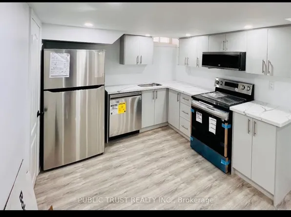 1873 Castlepoint Dr #Basement, Oshawa, ON L1K 0M9