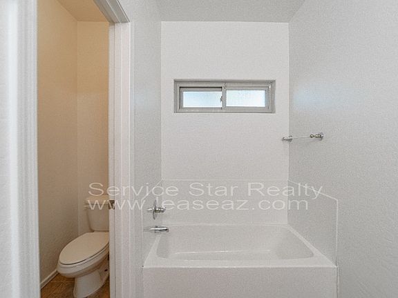 4th image of 2027 E University Dr Unit 101
