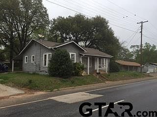 1st image of 460 W Pine St