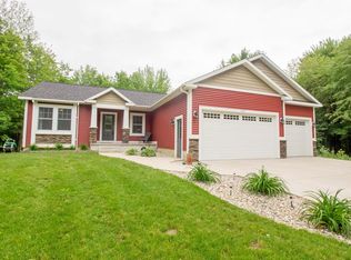 8127 Cee Cook Ln, Ravenna, MI 49451
