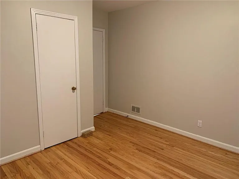 1203 Biltmore Dr — Photo 17