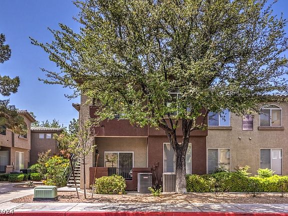 2nd image of 4400 S Jones Blvd Unit 2020