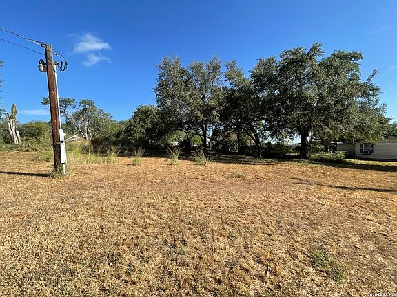 2nd image of 1511 E St LOT 3