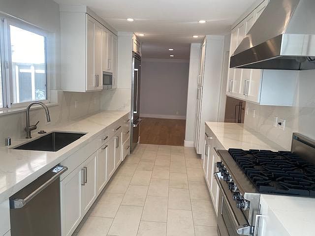 1st image of 3017 Octavia St