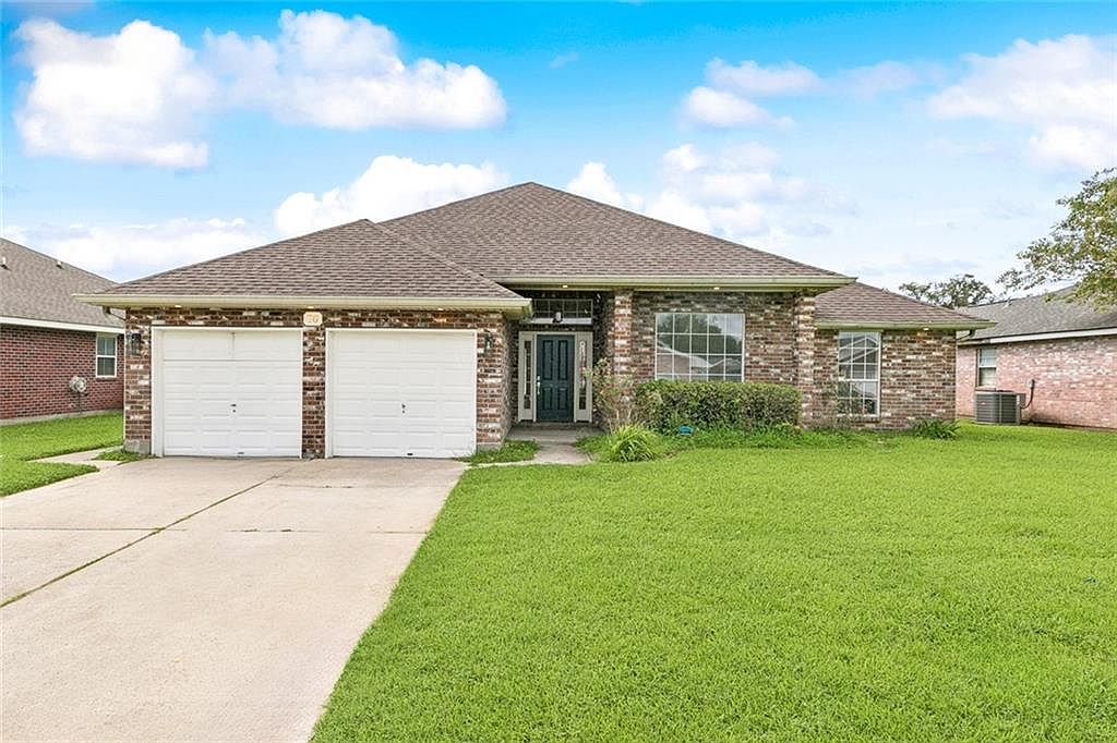 76 Moss Dr, La Place, LA 70068 | Zillow