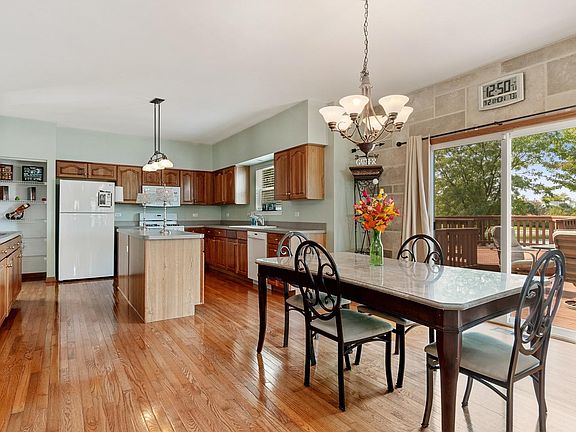 5th image of 2621 Cody Ct
