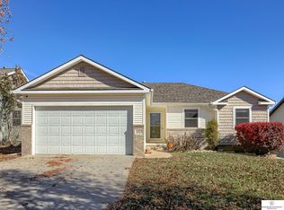 6930 N Grand Lake Dr, Lincoln, NE 68521