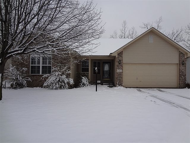 1st image of 534 Charnwood Pkwy