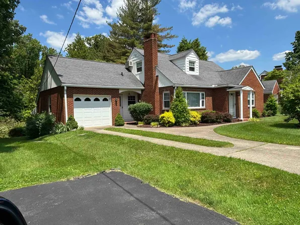 118 New Hampshire Dr, Ashland, KY 41101