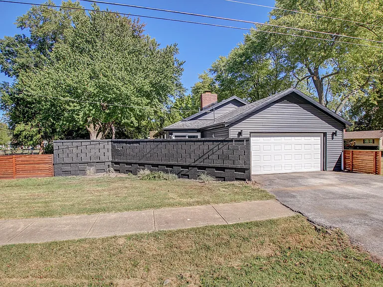 2751 S Wallis Smith Blvd — Photo 25