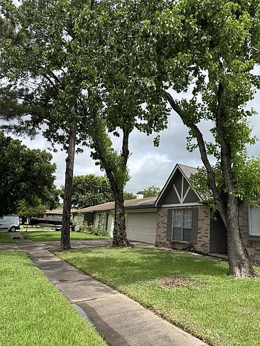 10446 Towneview Dr Photo 1
