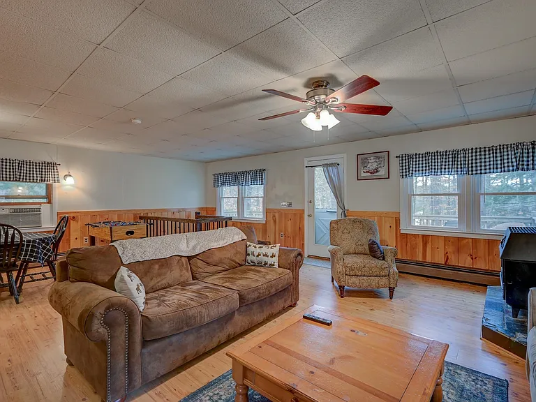 30 Middle Shore Dr — Photo 6