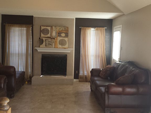 3rd image of 421 Birchwood Ln