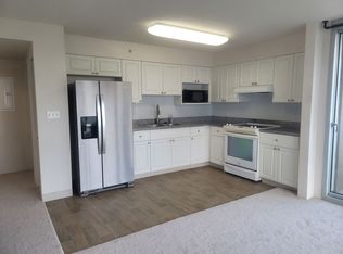 801 South St APT 527, Honolulu, HI 96813