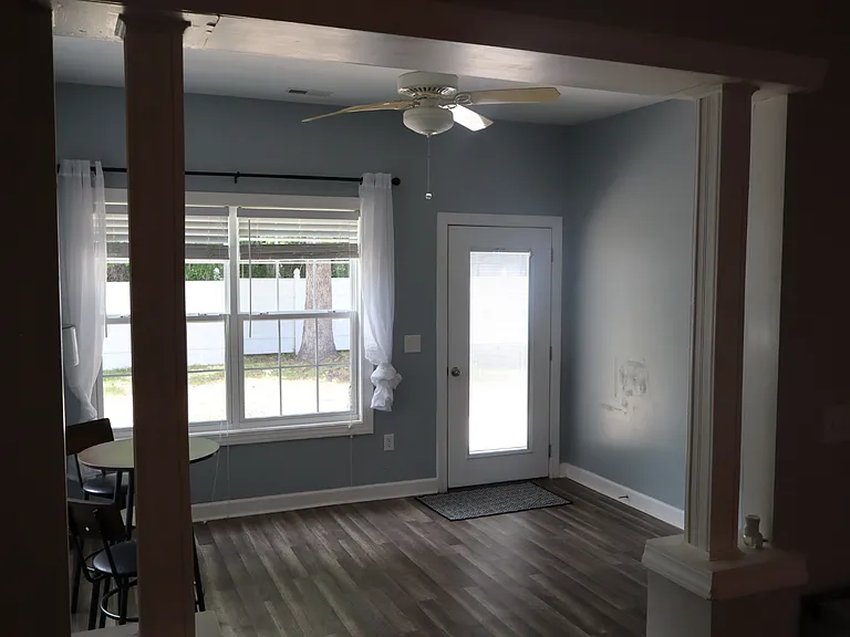 130 Ashworth Dr — Photo 9