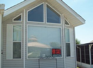 14 Grassy Lake Cir, Lake Placid, FL 33852