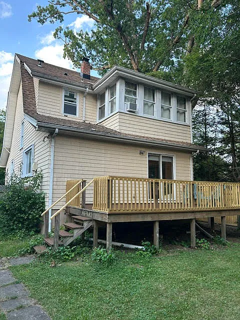 3 bed, 2.5 bath, 1526 sqft, $5,500 — Photo 2