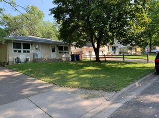 1495 Pacific St, Saint Paul, MN 55106