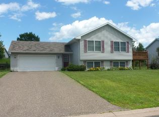 1939 Wooden Shoe Ln, Baldwin, WI 54002