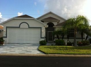 3811 Ponytail Palm Ct, North Fort Myers, FL 33917