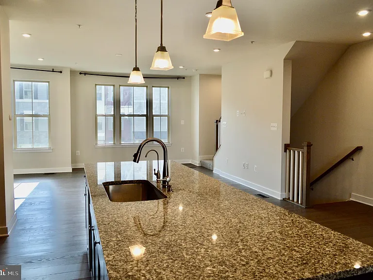 8644 Shady Pines Dr — Photo 11