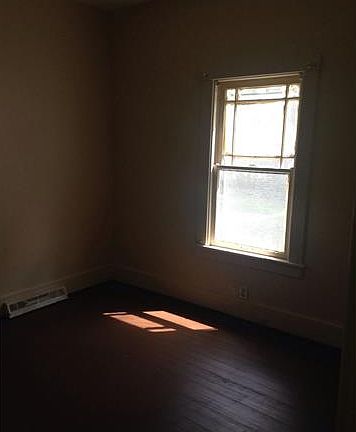 5th image of 3315 Hillman St