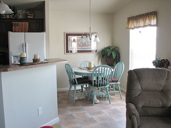 showing dining area