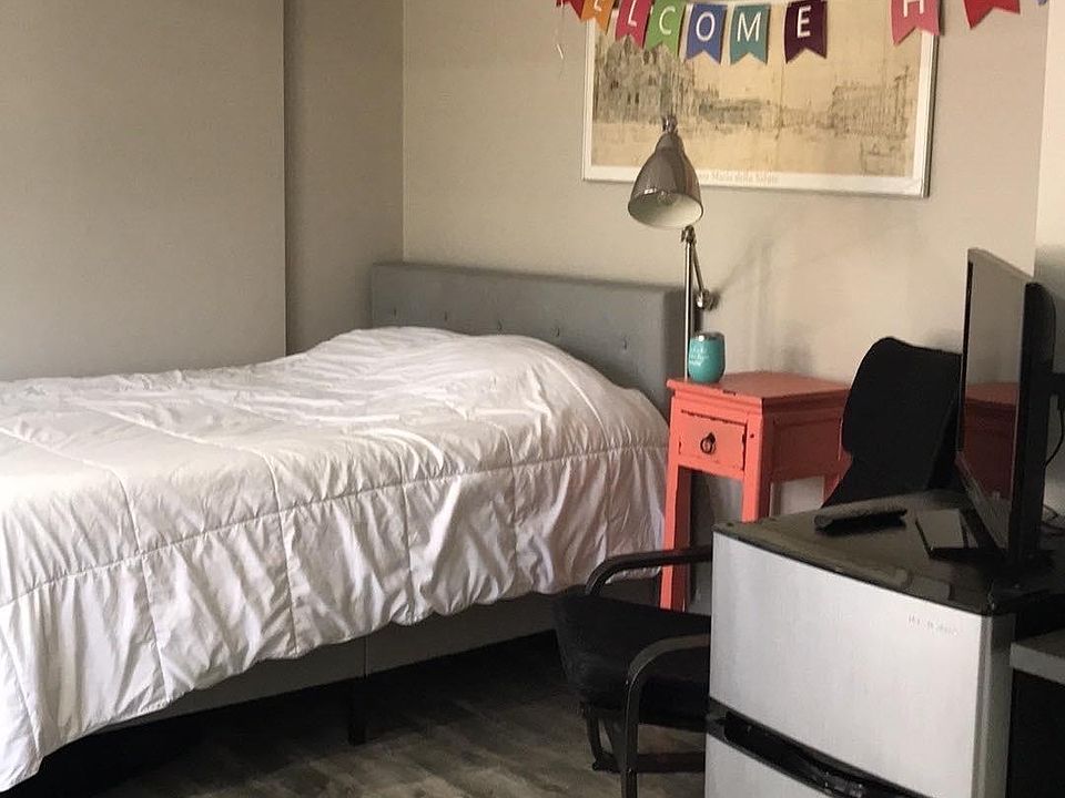 1st image of 9700 Cable Dr