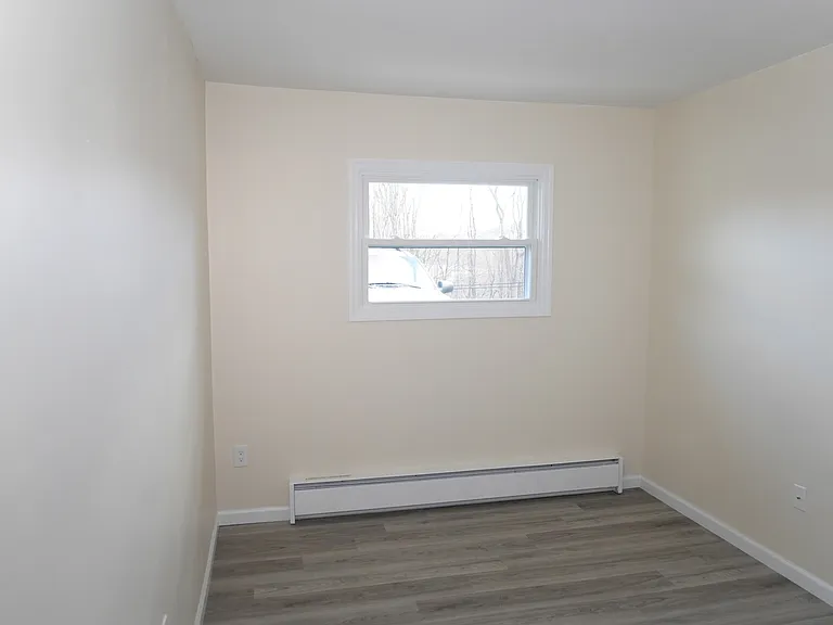 Berkshire Apartments — Photo 6