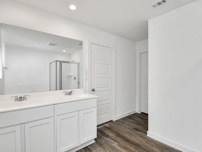 8519 Swenson Ln — Photo 29