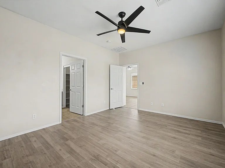 1676 W Morse Dr — Photo 18