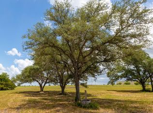 1021 E Old Hallettsville Rd, Flatonia, TX 78941