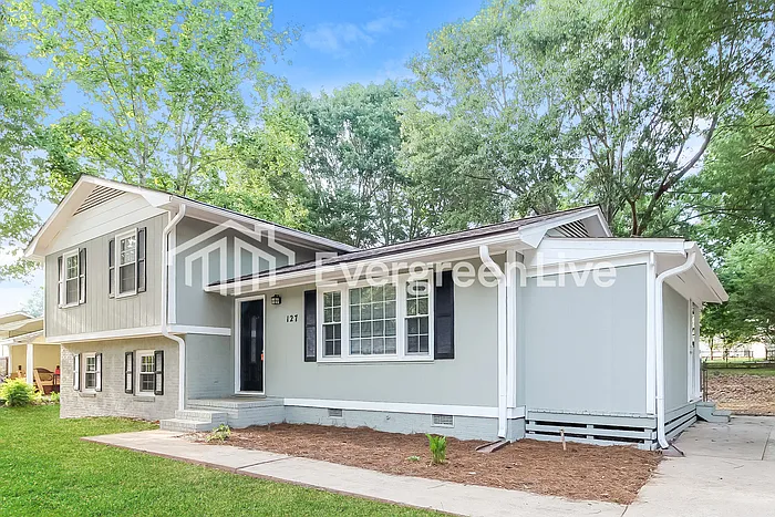 127 Ashdown Dr — Photo 15