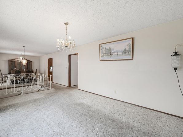 13042 116th St NW, Edmonton, AB T5E 5H5