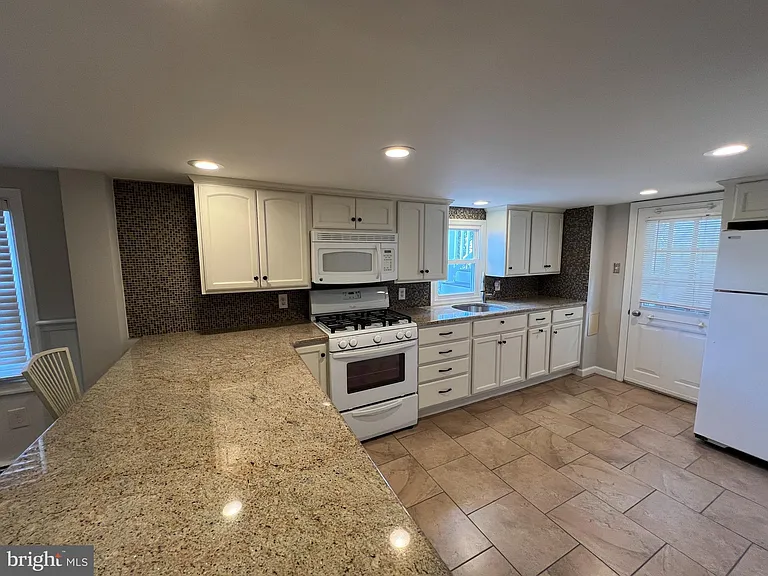 101 Atlantic Ave #1 — Photo 9