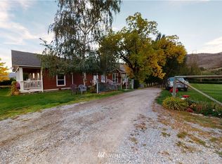 90 Golden Rd, Oroville, WA 98844