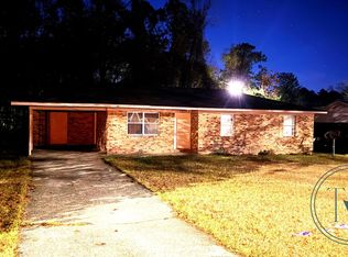 619 N Cypress St, Jesup, GA 31546