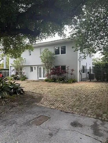 4803 University Dr #4803 Photo 1