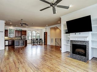 1510 Reinerman St, Houston, TX 77007