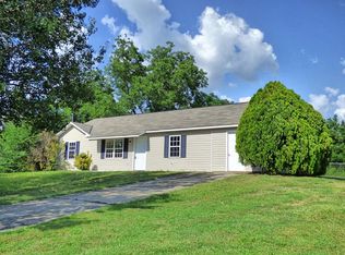 5 Hidden Valley Ct, Phenix City, AL 36869