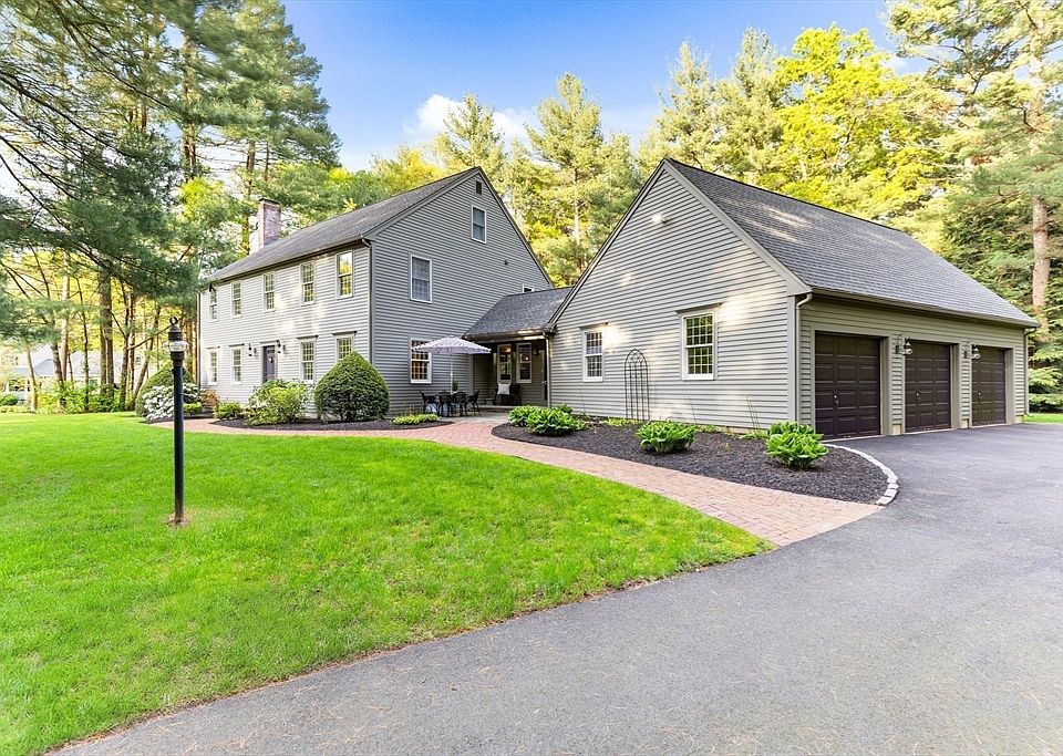 305 Grange Park, Bridgewater, MA 02324 Zillow