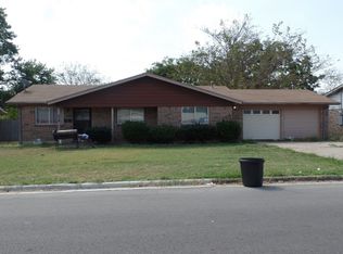 1025 Marlene Dr, Everman, TX 76140