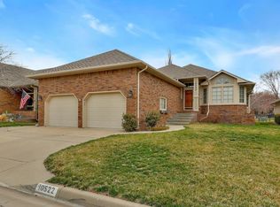 10522 W Foxchase St, Wichita, KS 67212