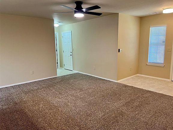 3rd image of 11912 NW 136th Ter