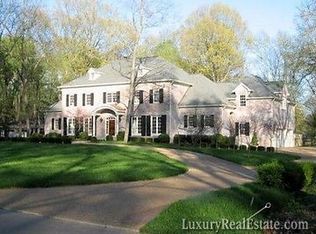 6039 Robin Hill Rd, Nashville, TN 37205