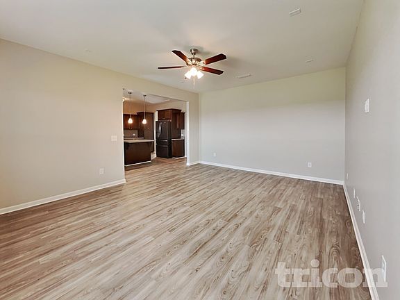 4th image of 2215 Osprey Ln