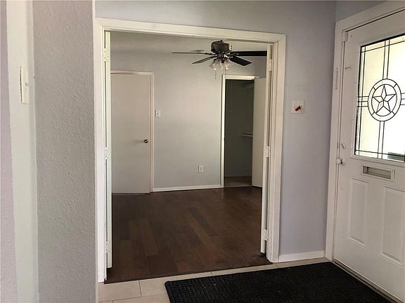4th image of 2624 Summertree Dr