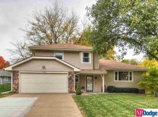 16324 Dorcas St, Omaha, NE 68130